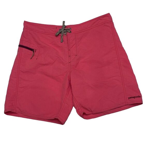 Patagonia Men's Sz 35 Wavefarer‎ Board Surf Swim Shorts Peach Coral Mid Length - Picture 1 of 8